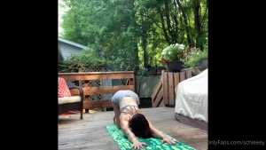 schleeey - Lil yoga video first time doing yoga in a longggg time so don t judge 