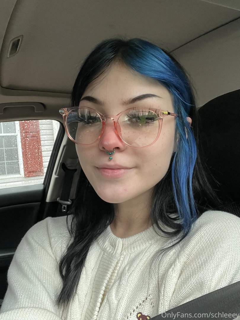 I feel like i look really bad today plz give me validation 
