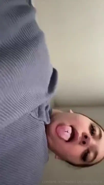 Goodmorning what a lovely titty tuesday 