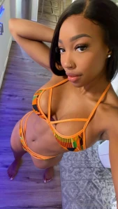 I want you on top of me now come look at how my pink pussy cums on cam part 5