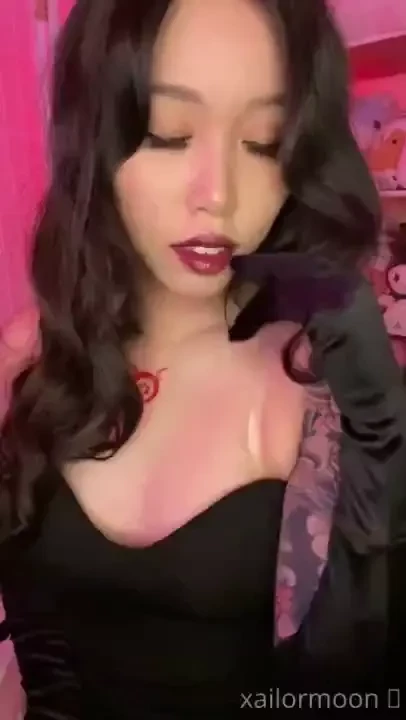 Lust-fmab cosplay shh don t tell anyone what i just showed you okay 