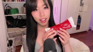 9 55 eating my favorite popsicle asmr sucking noises oral fixation