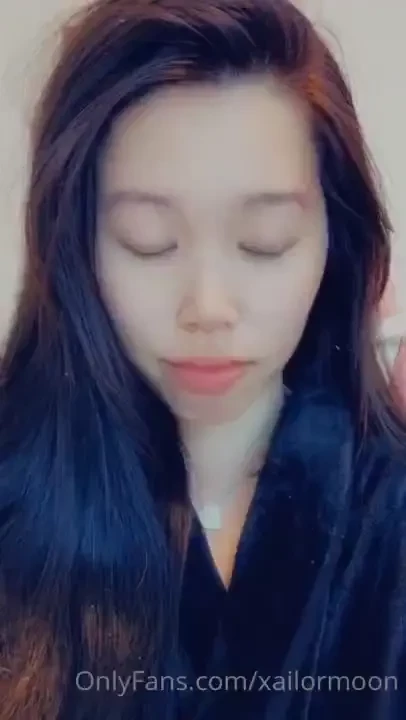 My hammys today i has a cold will you plz feed me soup 