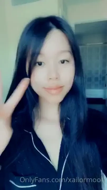 Hai my hammys i am resting today i shall post my new photoset tomorrow 