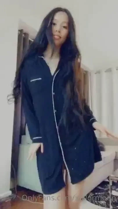 Hammy s snap 2 do you like my lil dancey-dance in the living room 