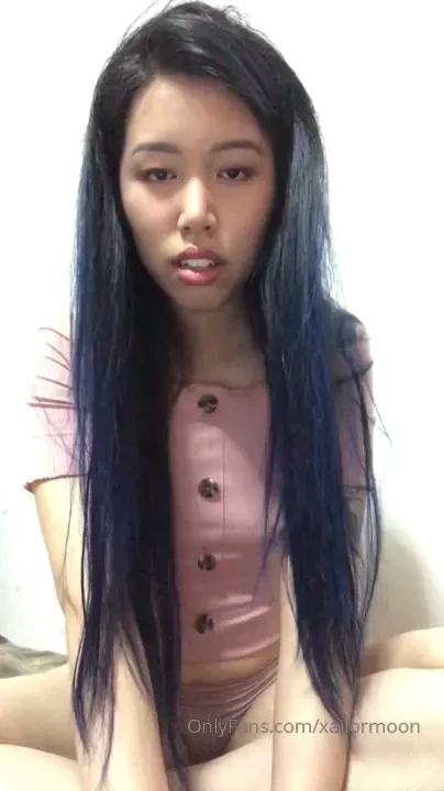 Asmrotica- angry girlfriend- don t toch me i angy 