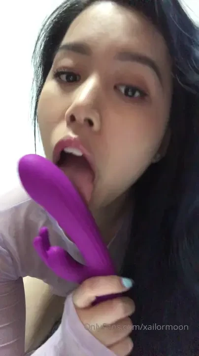 Blue hair with purple dildo i wasn t going to use a dildo for today s 