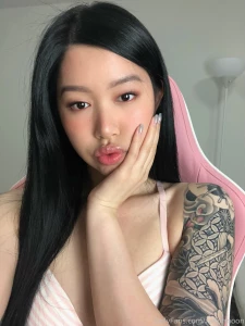 Pov you re at work and your gf sends you these selfies wyd part 2