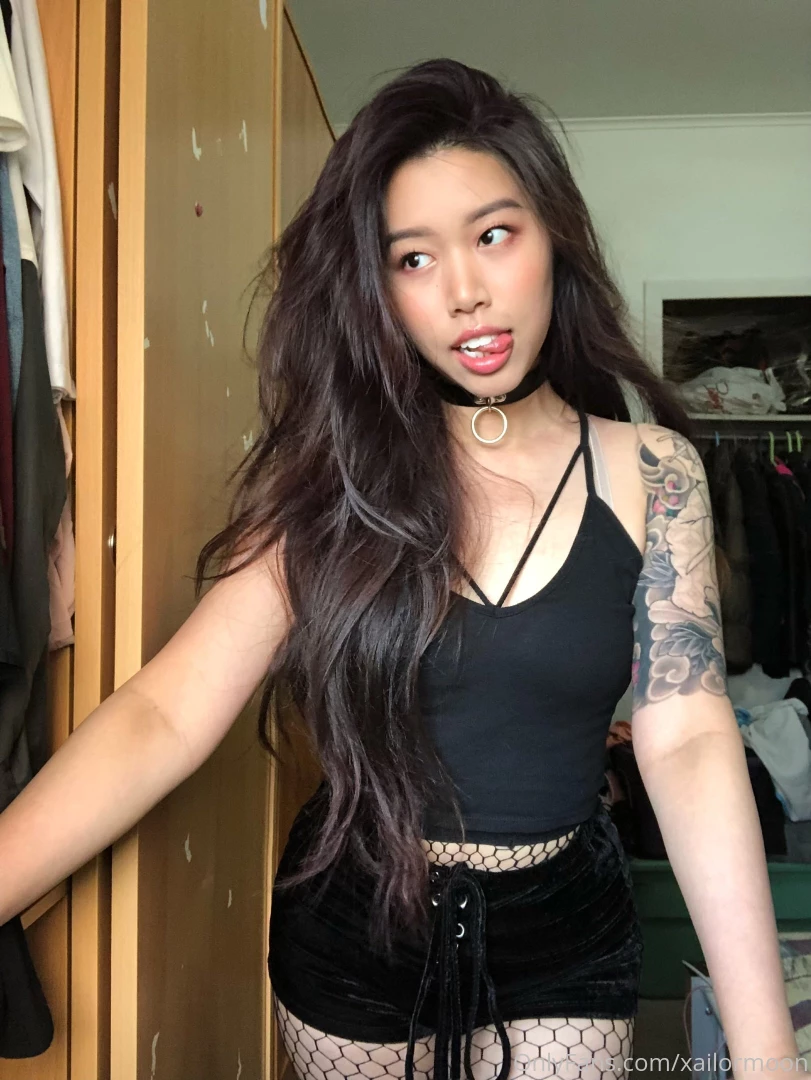 Happy monday do you guys like my outfit part 2 