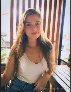 This babe amrimuse is finally 18 she looks so innocent but you don t part 15