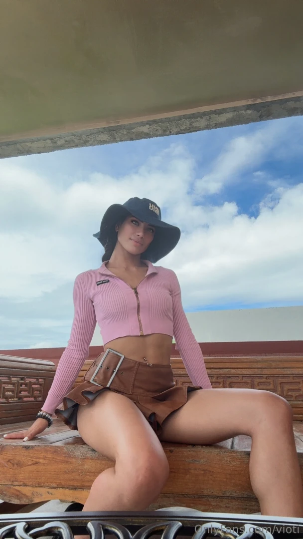 First time in asia looking for a hot asian boyfriend 