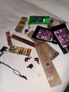 Hey hey everyone now im traveling a bit in sri lanka with my bffs part 12