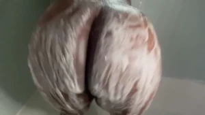 This is one of my favs i came all over myself while editing lol