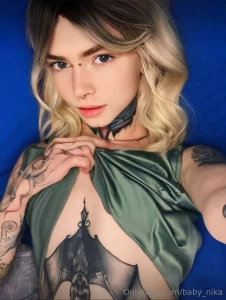 Sweet girl miki_kiki dreams about your hot kisses on her pink wet part 4