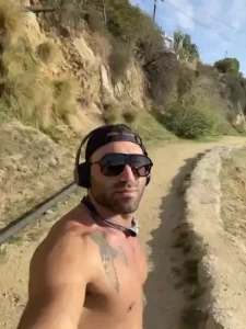 Let s hike