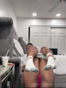 I need to be fucked i got my thighs spread and legs cocked back