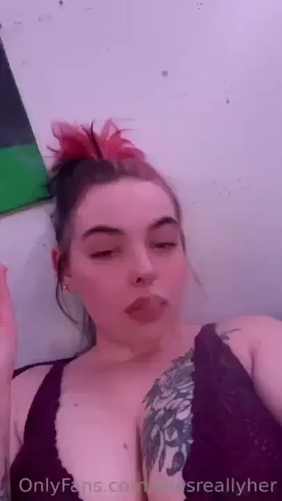 Who can beat a pretty face and pretty pussy part 1 