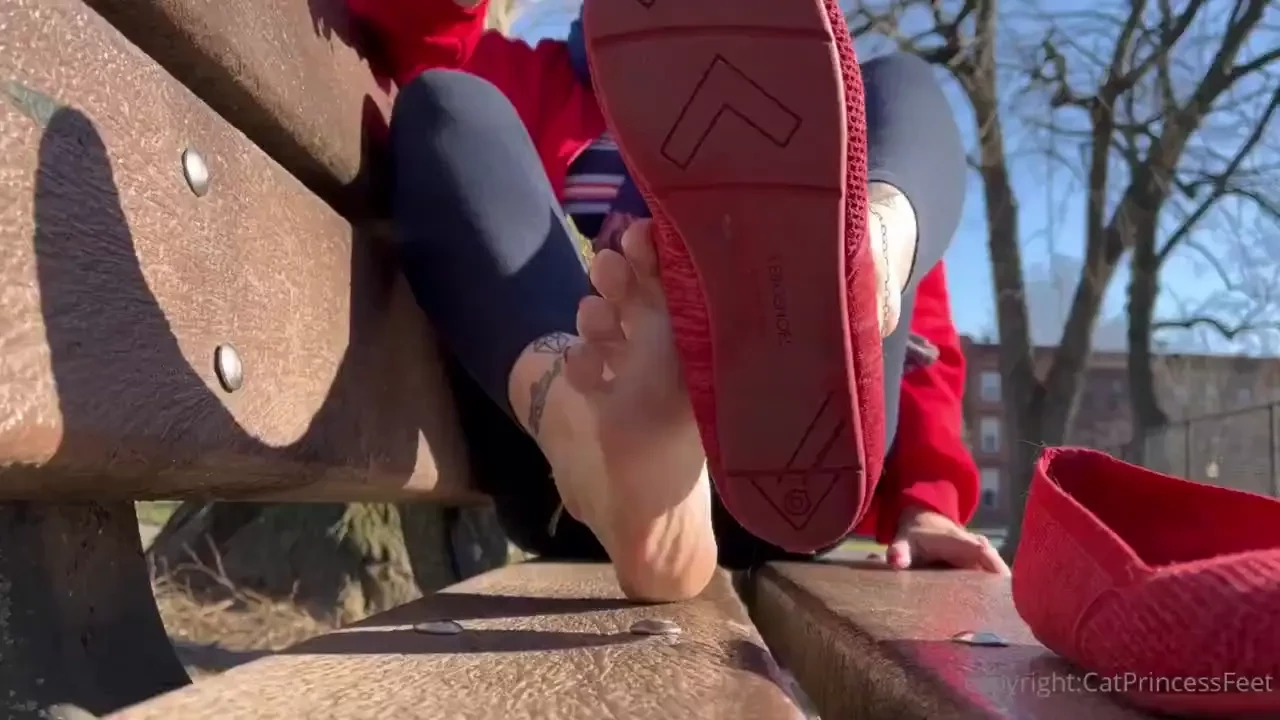 Sunny day took a walk to the park to jumprope in my comfy red flats 