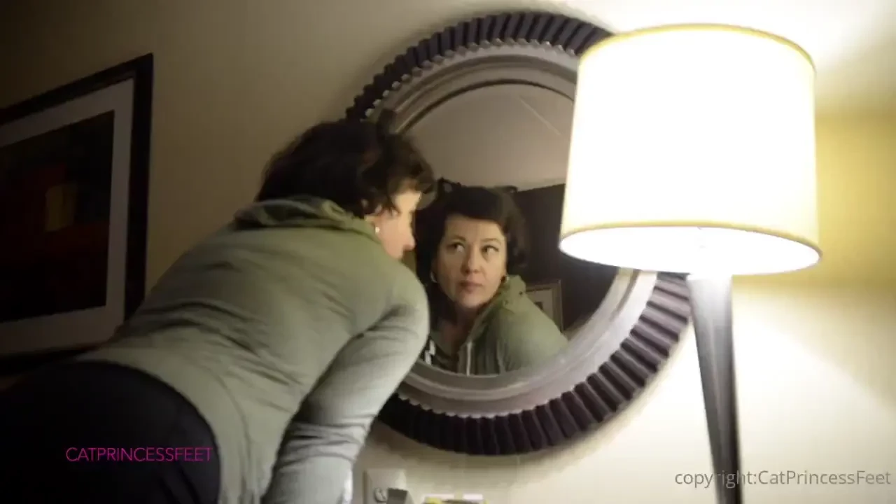 Hungarian milf hotel soles show day -slow tease- day 3 and you are on 