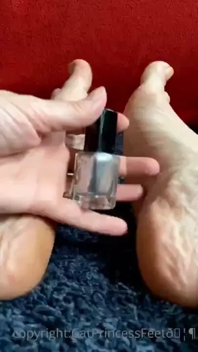 New nail color alert first time ever silver u like 