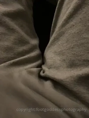 Going bald tomorrow tip and vote fckrz should i leave a landing strip 