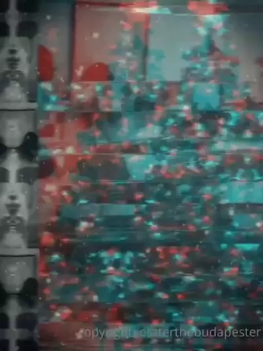 Two cougar milfs under the tree wanna join superhot photoshoot with 