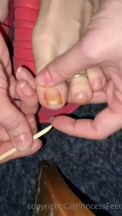 I always do my own pedicures soak and detox first then the nails which part 1 