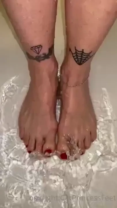 Dont u wanna splash them too toes or soles 