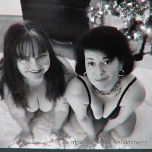 Double cougar milf trouble with mamakatxx check dm for no-filter 