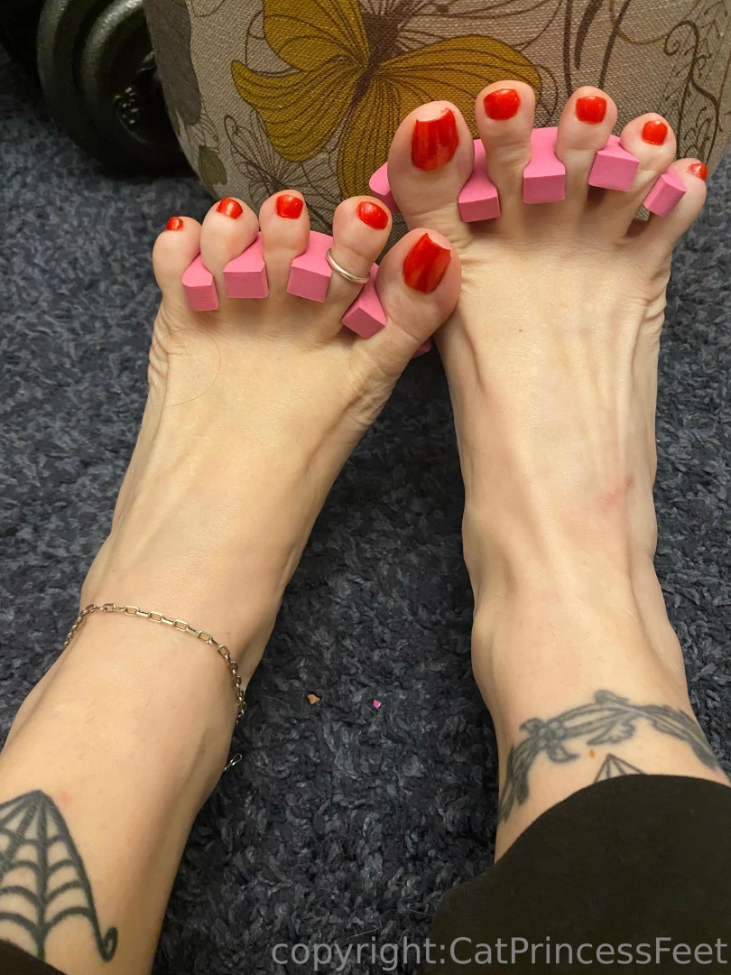 catprincessfeet - Sparkly reds part 2 