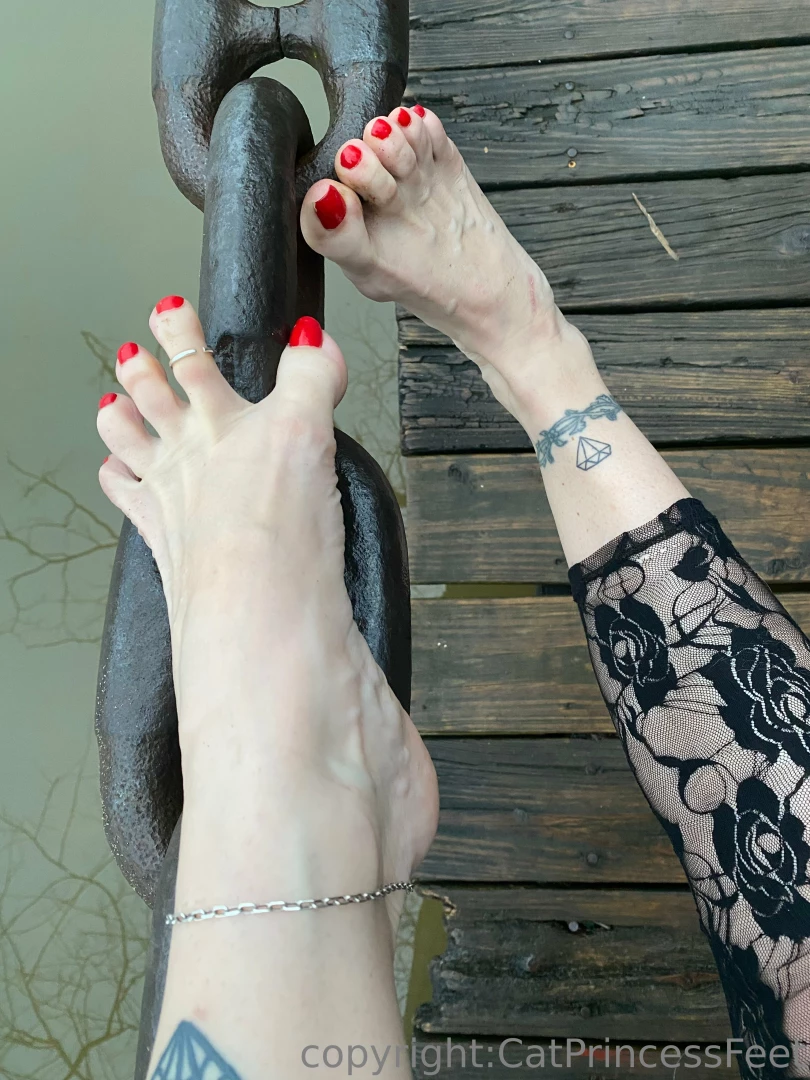 catprincessfeet - Beautiful spot for foot pics theres soles coming too yes part 12 