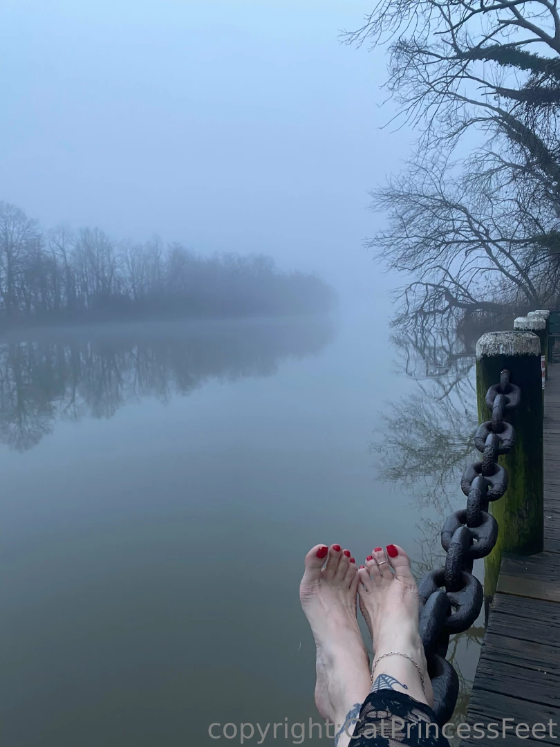 catprincessfeet - Beautiful spot for foot pics theres soles coming too yes part 21 