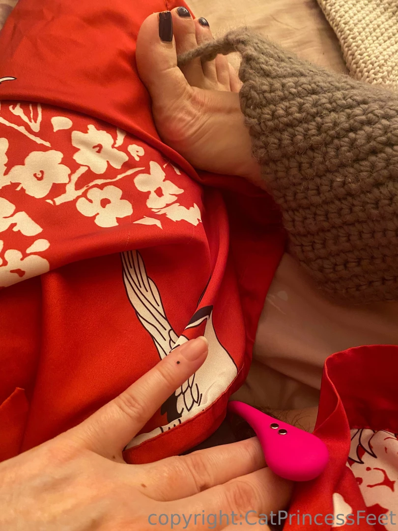 Buzz me tonight avail for video calls u control my vibe toy while u part 2 