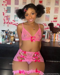 I look like i taste like pink bubble gum hehe ebony lingerie petite part 1
