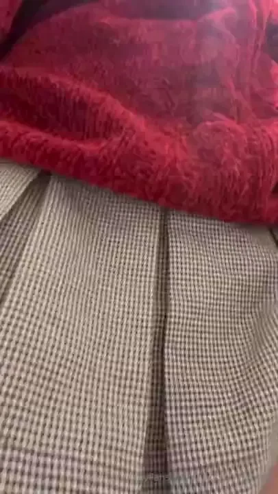 Didn t wear panties to class today 