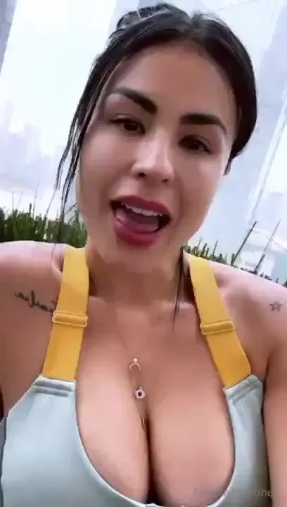 Bebes los espero en punto de las 8 pm estoy emocionadaaaa 