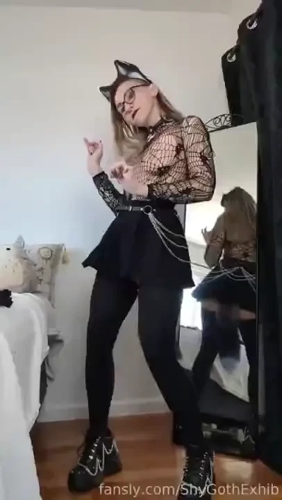 Is anyone going to match my freak tailplug tiktok gothicgirl gothgf 