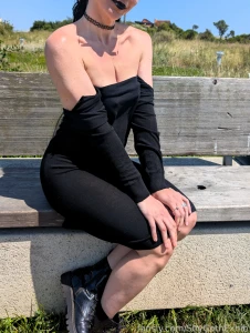 Some pictures i took the other day what do you think of my outfit part 3