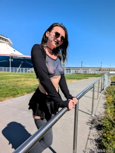 I will be releasing a new video out tomorrow i love walking around