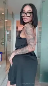 New new solo fkn play full vid only on my vip page