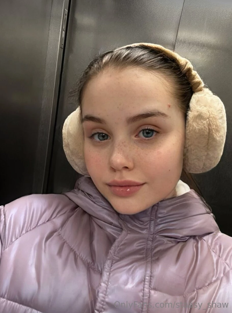 This hot girl will help you relax tonight text her lincycake and tell part 37 