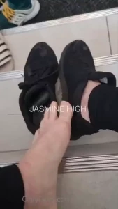 Sometimes i m wearing shoes without socks xx they are so stinky and