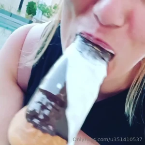 2 video di chocolate blowjob