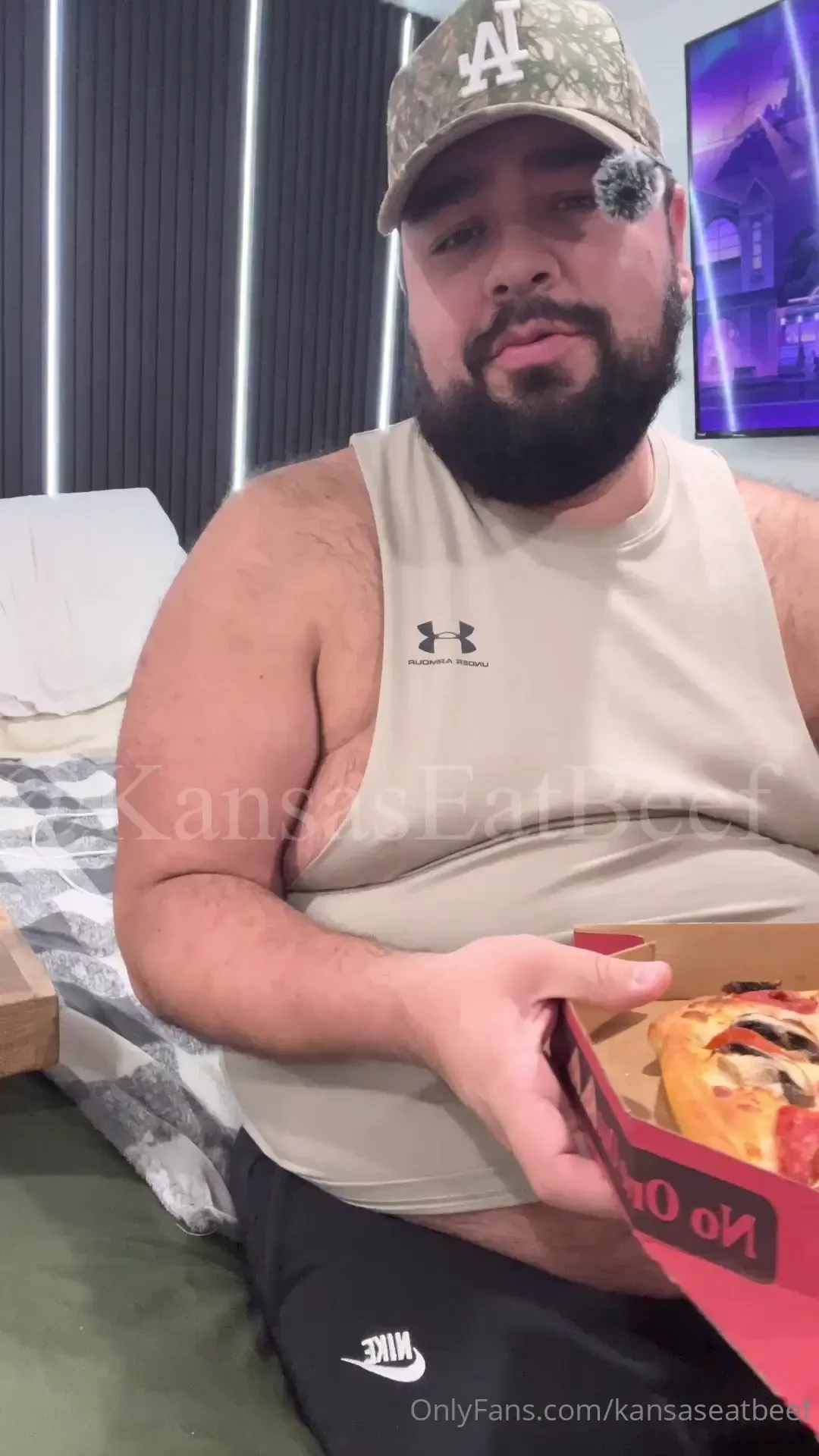 There s one thing you need to know about me i love pepperoni and 