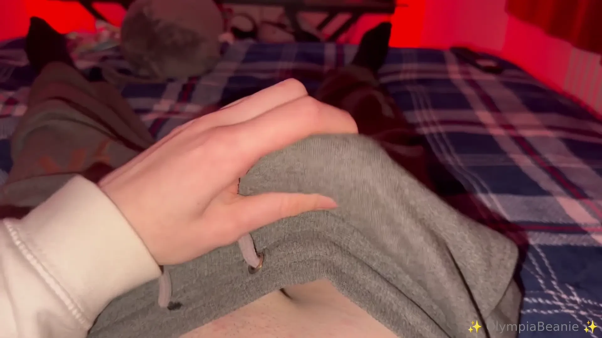 Got horny during a game come sort me out 