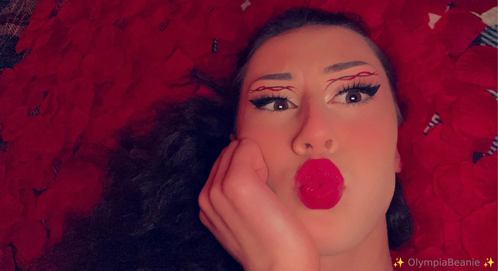 Happy valentines my loves new video soon part 2 