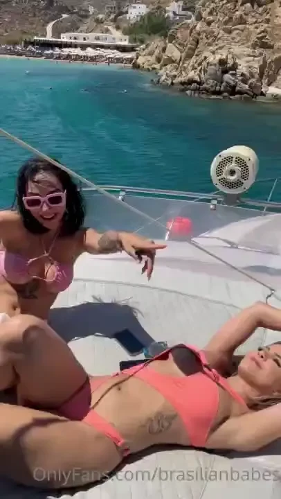 The mykonos days part that i can only show here is going to start 