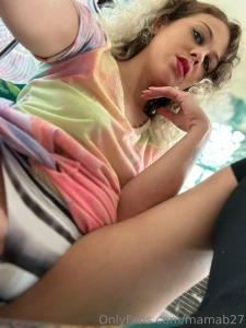 I think i might be wearing too much dont you