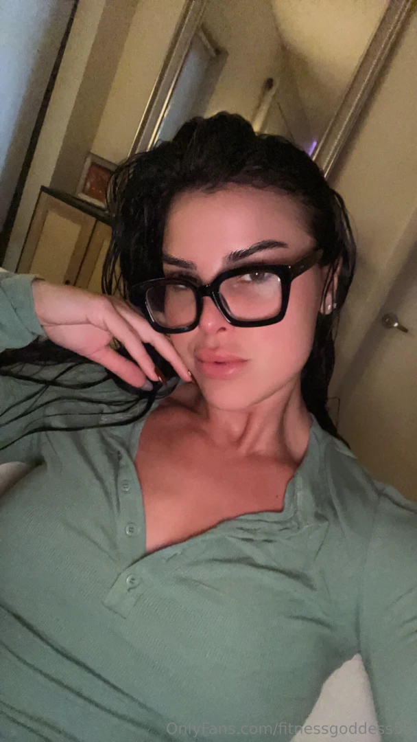 Want a video made just for you slide into my dms with your custom 