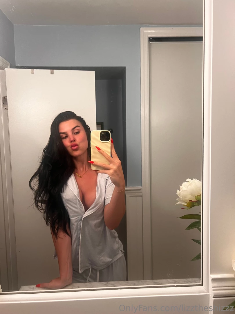 I see you looking now show me how much you re loving it 